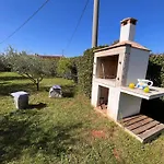Mirela With A Comfortable Garden And Pool * Grandići
