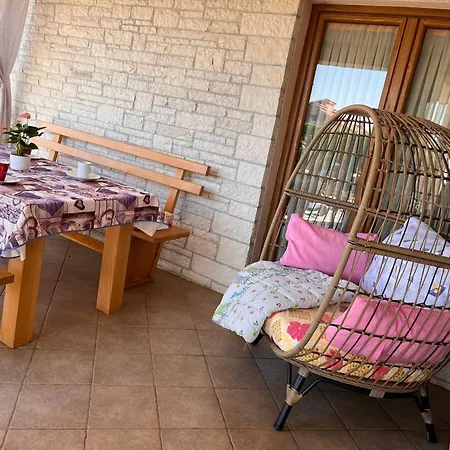 Mirela With A Comfortable Garden And Pool Grandici